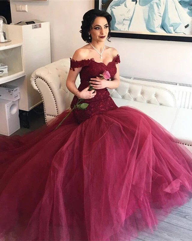 Maroon Lace V-neck Off The Shoulder Mermaid Evening Dresses