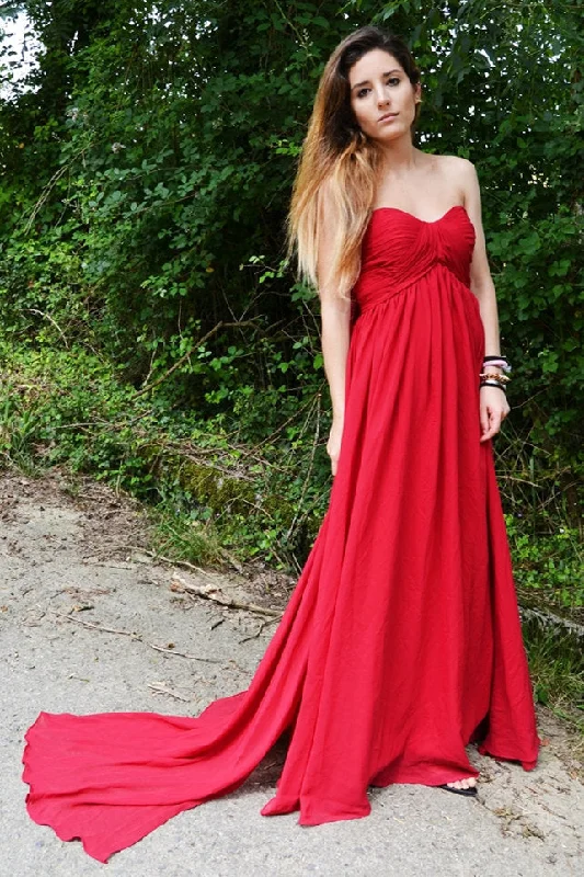 A-line Sweetheart Floor Length Chapel Chiffon Prom Dress